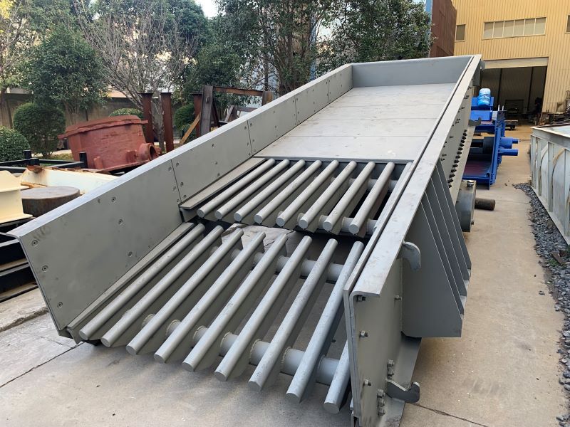 ZSW Vibrating feeder
